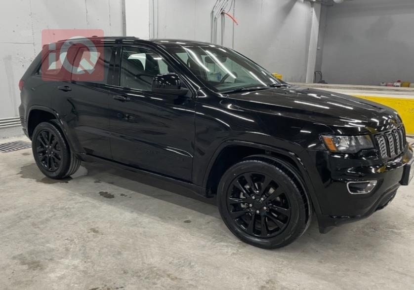 جيب جراند شيروكي